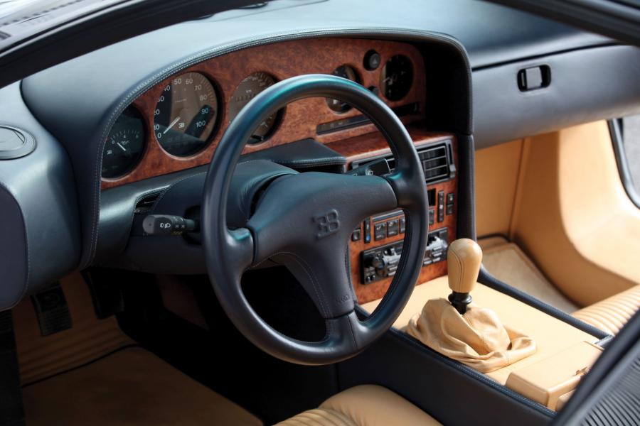  Bugatti EB110 GT 1994 года  (фото 3 из 6)